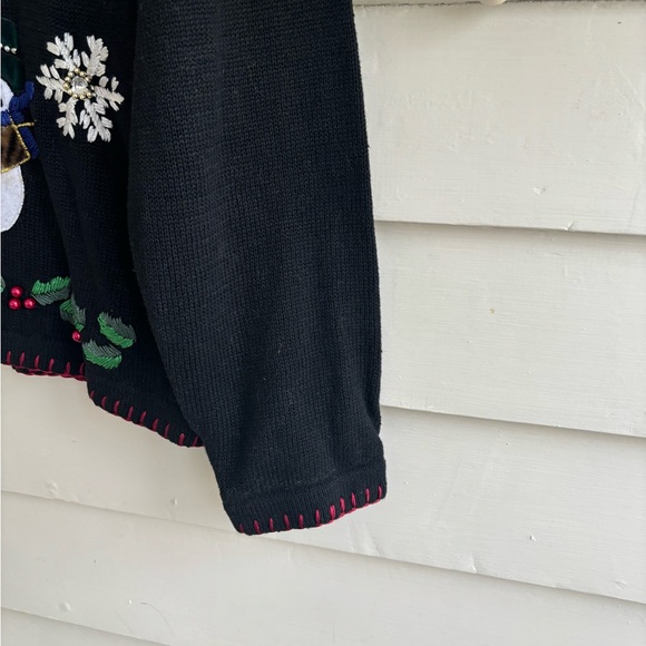 B.P. Design Snowman Christmas Sweater with Holly Berries Size Large - Picture 5 of 14